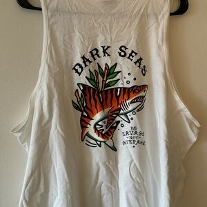 Dark seas white tank XL